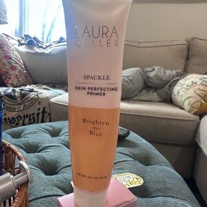 Laura Geller Spackle Primer in White and Peach